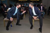 Casado recibe a Feijóo en 'Génova', tras las críticas del líder gallego al cambio de sede del partido