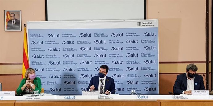 Archivo - La consellera en funciones Alba Vergés, el presidente en funciones Pere Aragons y el director del CatSalut Adri Comella