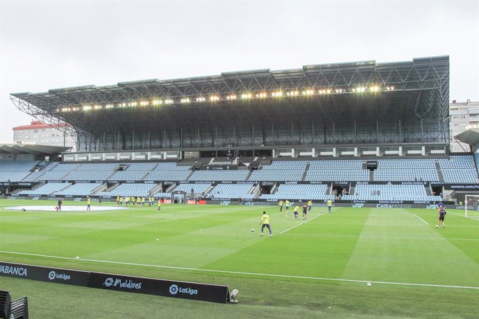 Archivo - VIGO, SPAIN - JUN 27: Panoramic view of Balaidos stadium warms up before the spanish league, La Liga, football match played between Celta de Vigo and FC Barcelona at Balaidos Abanca Stadium on Jun 27, 2020 in Vigo, Pontevedra, Spain. The Spani