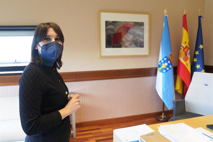 La conselleira de Emprego e Igualdade (empleo e igualdad) de Galicia, María Jesús Lorenzana, posa antes de una entrevista para Europa Press en Santiago de Compostela, A Coruña, Galicia (España), a 18 de febrero de 2021.