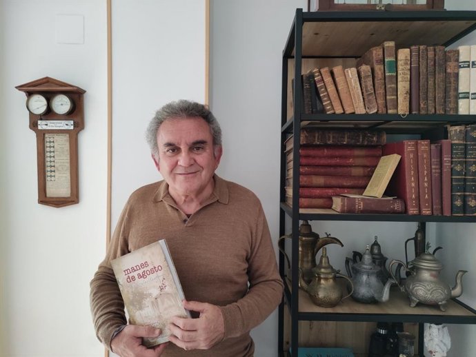 El IEA presenta la novela histórica 'Manes de agosto', de José Luis Guil Guerrero
