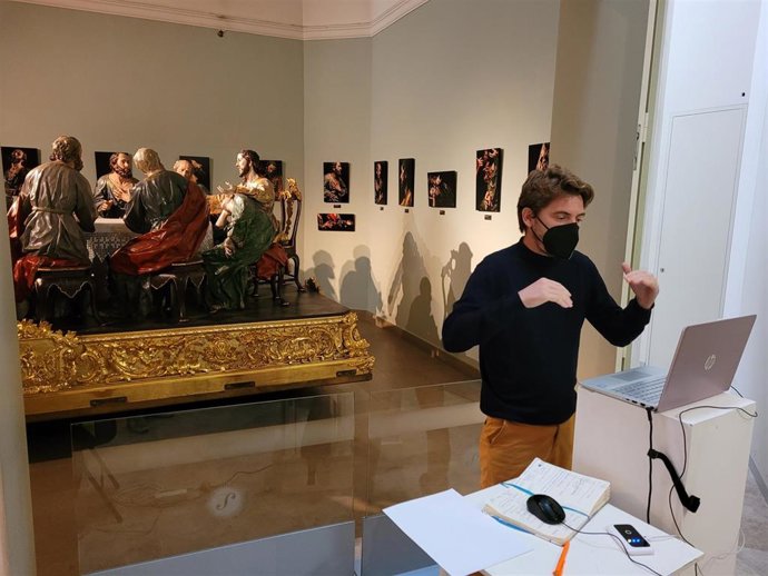 Rafael Fuster durante el taller