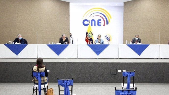 Rueda de prensa de Diana Atamaint, presidenta del Consejo Nacional Electoral de Ecuador