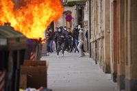 La manifestación de Bilbao en apoyo a Pablo Hasél concluye con disturbios y un detenido