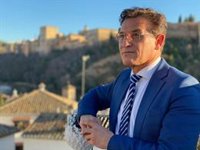 El alcalde de Granada valora la actuación policial frente al intento de los "antisistemas" de "prender fuego" al centro