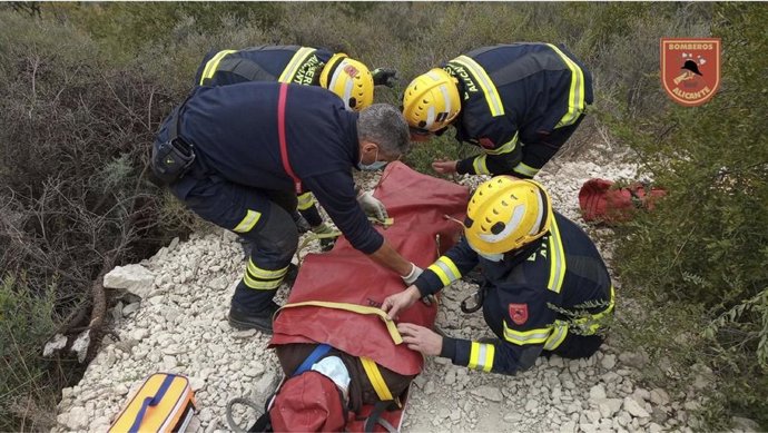 Rescate en una zona escarpada de la Serra Grossa