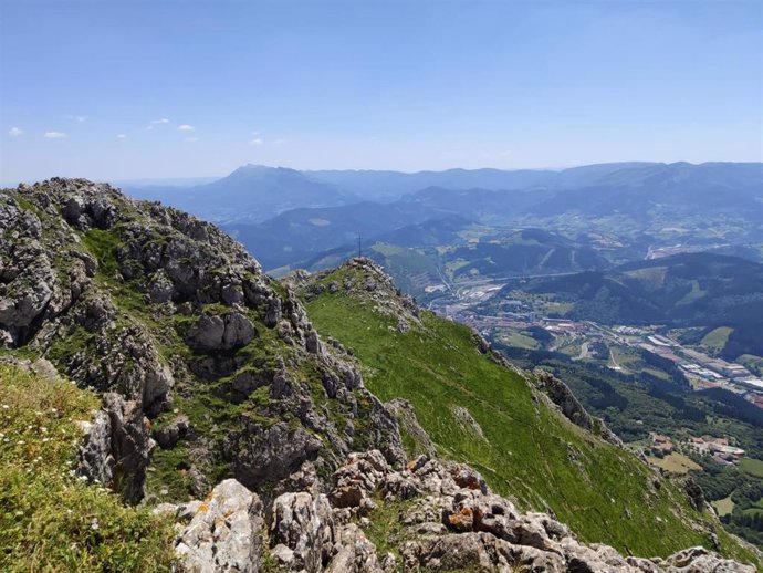 Archivo - Ambiente soleado en Euskadi