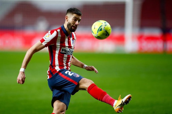 Archivo - Yannick Carrasco con el Atlético