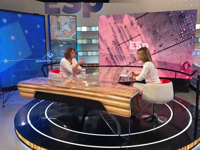 Susana Díaz, este lunes, durante la entrevista