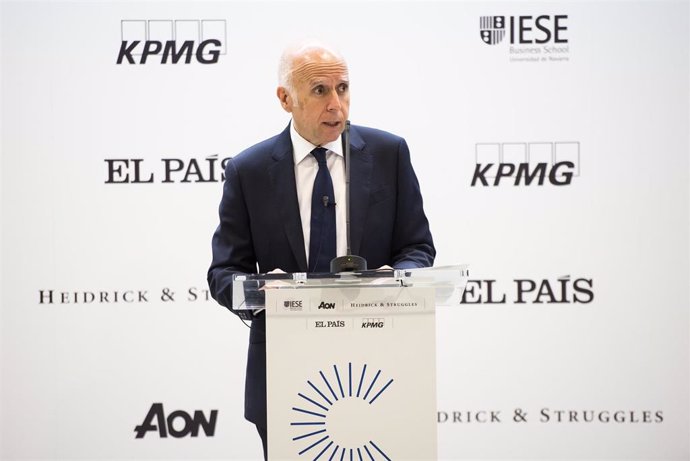 Archivo - Hilario Albarracín, presidente de KPMG España, en el VI Foro del Consejero