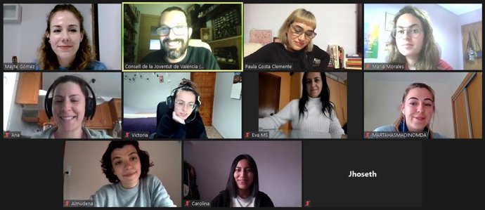 Primera sesión del club de series online del CJV