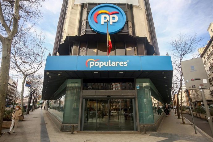 Sede nacional del Partido Popular en la calle Génova el día en el que el PP ha anunciado que la abandonará, en  Madrid (España), a 16 de febrero de 2021. El partido cambiará de ubicación debido a que el edificio está siendo investigado por los tribunale