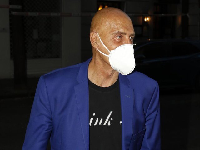 Archivo - Kiko Matamoros regresa a su domicilio después de asistir al programa de televisión 'Viva la vida', en Madrid