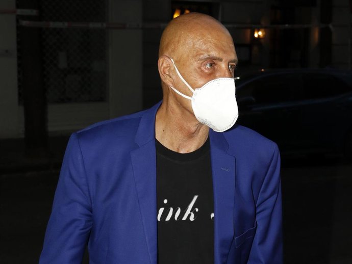 Archivo - Kiko Matamoros regresa a su domicilio después de asistir al programa de televisión 'Viva la vida', en Madrid