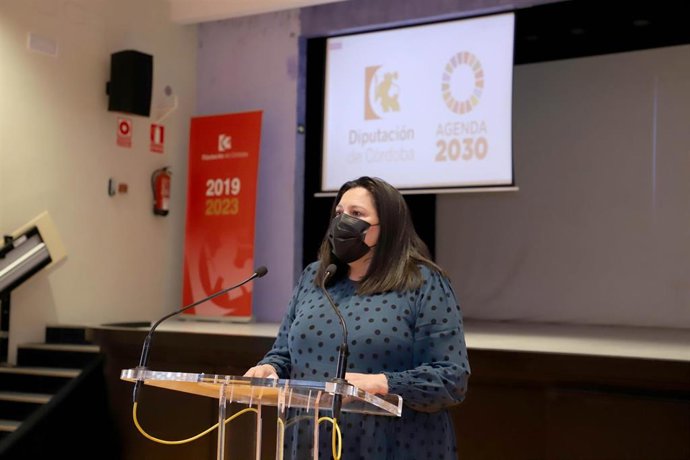 La presidenta de Iprodeco, Dolores Amo, presenta el Programa Empleabilidad contra el Despoblamiento