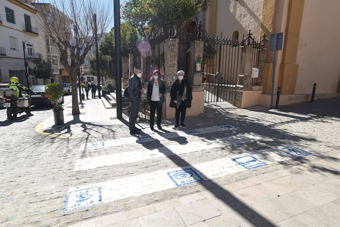 Paso de peatones adaptado en Órgiva (Granada)