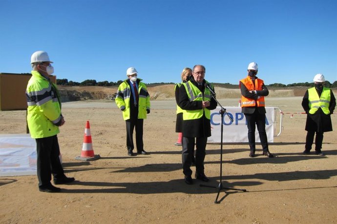 El presidente de Argón, Javier Lambán, ha visitado la ampliación de las obras de PLAZA