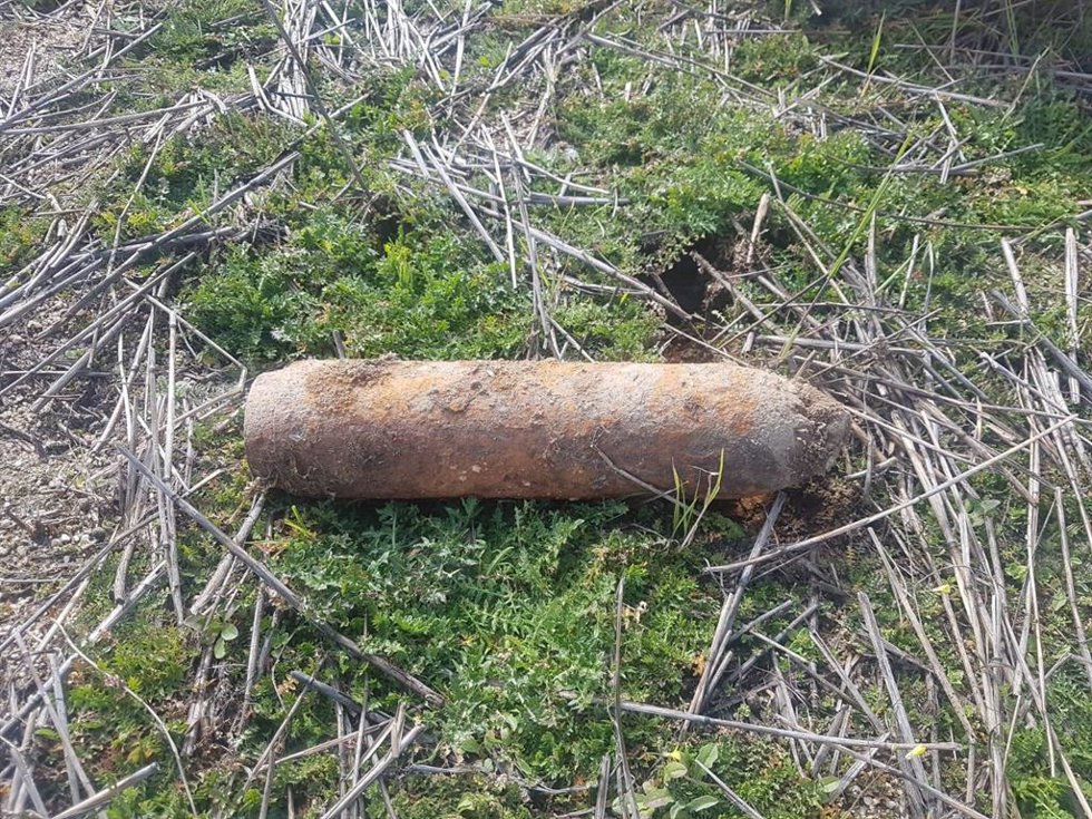La Guardia Civil detona un antiguo proyectil de la Guerra Civil en Arroyomolinos tras el aviso de Policía Local