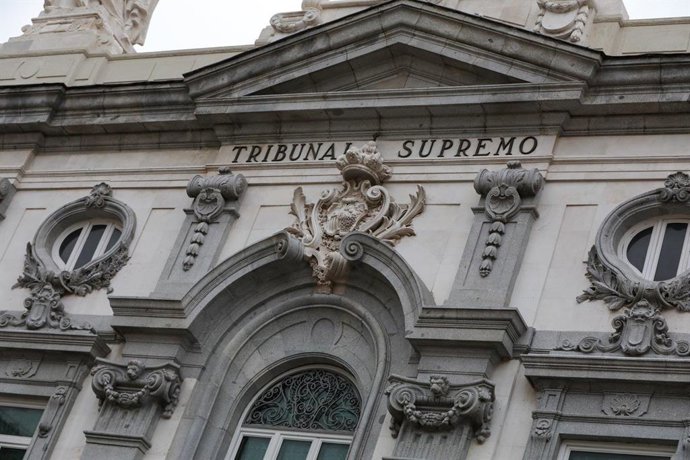 Fachada del Supremo