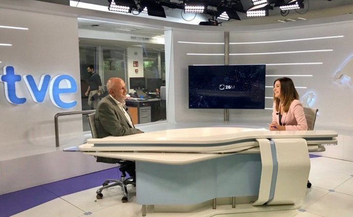 Archivo - El portavoz de MÉS, Miquel Ensenyat, en una entrevista en TVE.