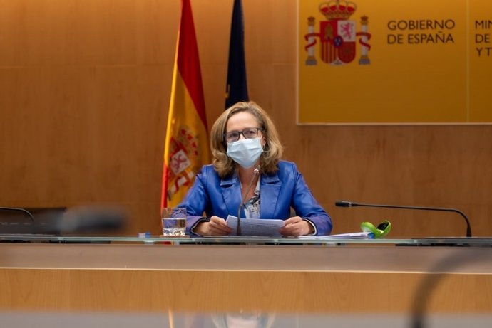 Archivo - La vicepresidenta tercera y ministra de Asuntos Económicos y Transformación Digital, Nadia Calviño. 