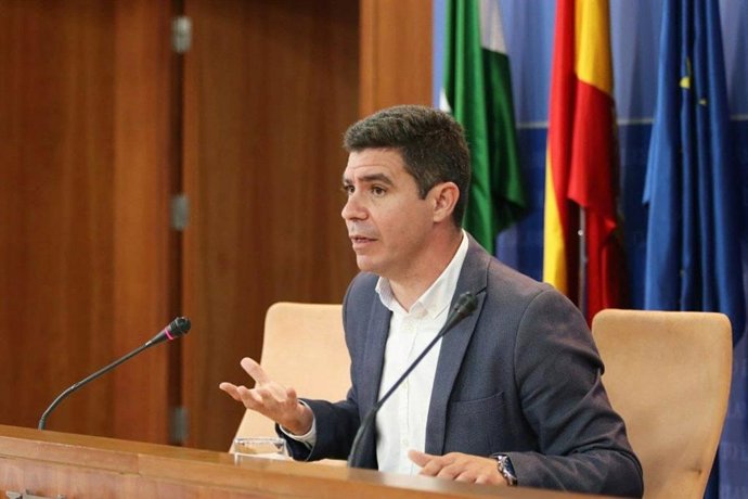 El portavoz de Cs en el Parlamento de Andalucía, Sergio Romero, este miércoles en rueda de prensa.