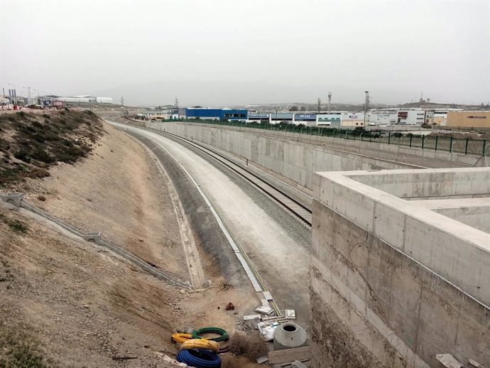 Obras ferroviarias en la zona de El Puche, en Almería