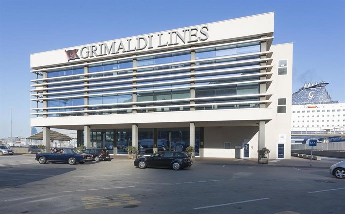Terminal de Grimaldi Lines en Barcelona.