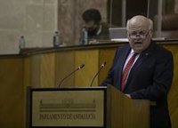 Junta y PSOE-A se acusan de vivir "en los mundos de Yupi" al evaluar la situación de la sanidad andaluza en la pandemia