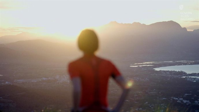 Imagen de la campaña del Govern con deportistas de Baleares para enviar un mensaje de superación en la pandemia.