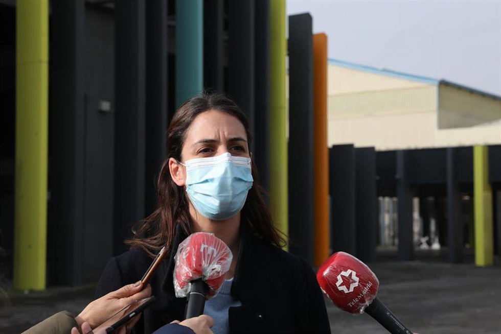La portavoz de Más Madrid en el Ayuntamiento, Rita Maestre, se dirige a los medios tras presentr una propuesta de ampliación de BiciMAD para que llegue a todos los barrios