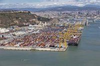 El tráfico se redujo un 12% en el Puerto de Barcelona durante 2020 por la pandemia