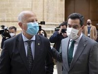 La Junta mantendrá una reunión con Vox para "clarificar lo acordado" sobre actividades escolares complementarias