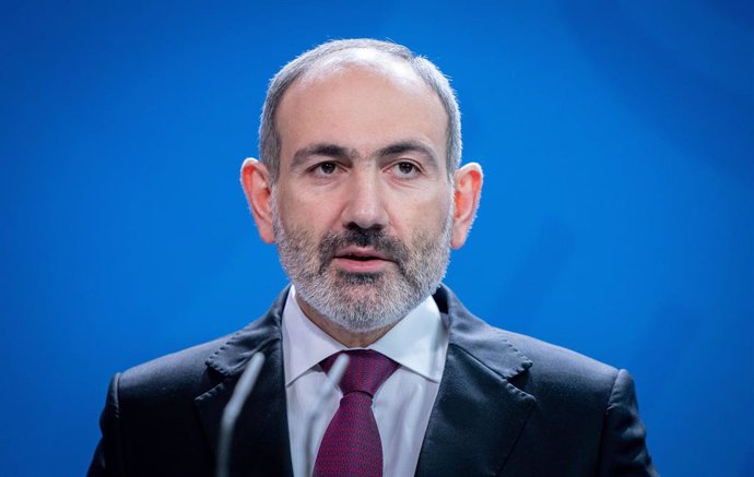 Archivo - FILED - 13 February 2020, Berlin: Nikol Pashinyan, Prime Minister of Armenia, speaks during a press conference with German Chancellor Angela Merkel at the German Chancellery. Pashinyan warned of a military coup that has been attempted against 