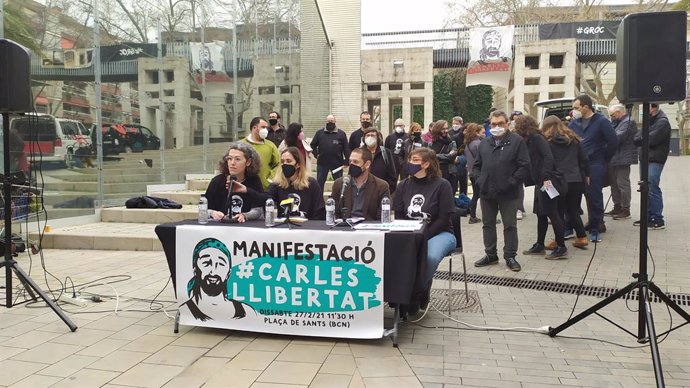Roda de premsa del grup de suport Carles Llibertat pel manifestant de Barcelona empresonat durant les protestes a favor de Pablo Hasél. Catalunya (Espanya), 26 de febrer del 2021.