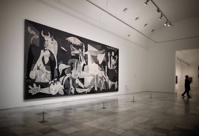 Archivo - Arxiu - Original del 'Guernica' de Pablo Picasso al Museu Reina Sofía de Madrid. 