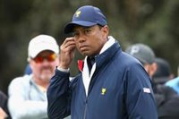 Tiger Woods se encuentra "de buen humor" en el inicio de su recuperación