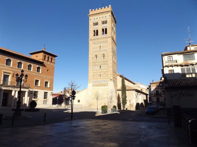 Archivo - Torre mudéjar de San Martín, en Teruel
