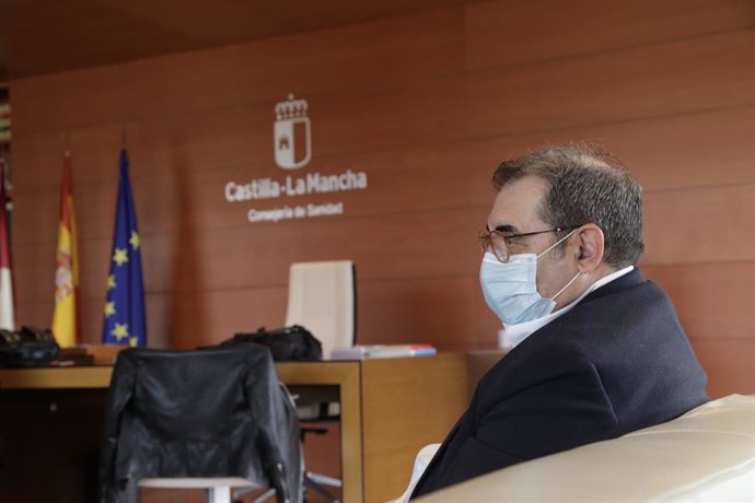 El consejero de Sanidad del gobierno castellanomanchego, Jesús Fernández Sanz, en entrevista con Europa Press