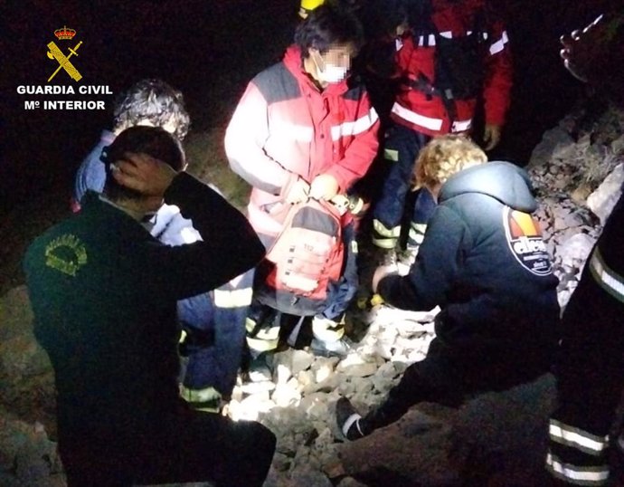 La Guardia Civil rescata a una mujer perdida en la montaña del Puig Campana en Alicante