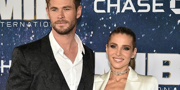 1. Chris Hemsworth y Elsa Pataky sorprenden con una fiesta de disfraces