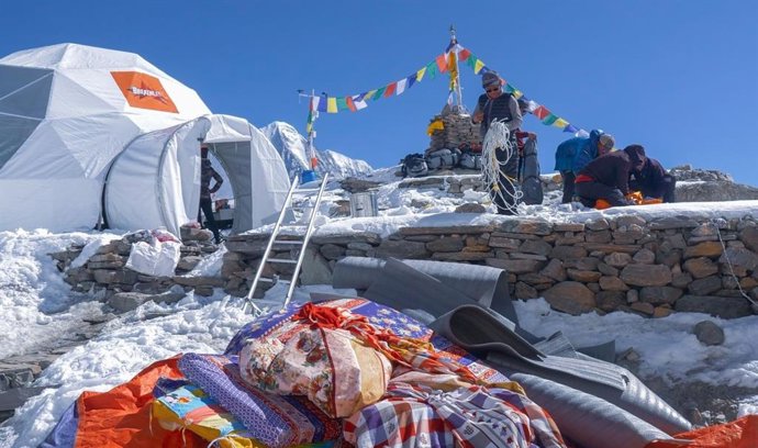Expedición de Txikon al Manaslu