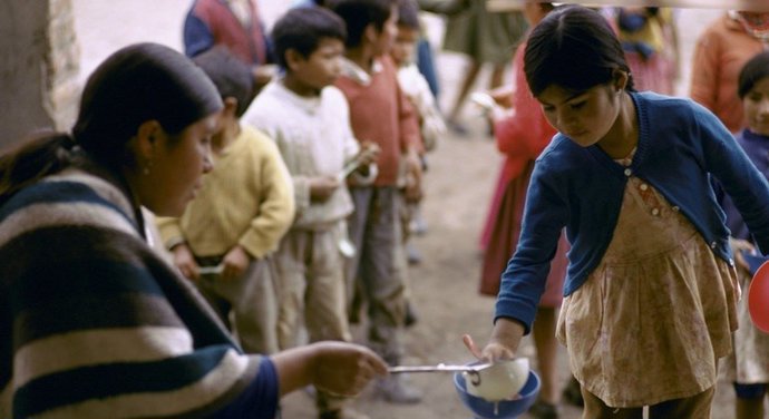 Archivo - Comunidad indígena en Ecuador.