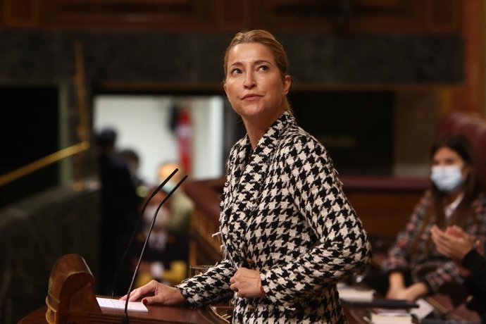 Archivo - La diputada de Ciudadanos María Muñoz Vidal, interviene durante una sesión plenaria en el Congreso de los Diputados, en Madrid (España), a 20 de octubre de 2020. El pleno del Congreso debate hoy la necesidad extraordinaria de suspender las reg
