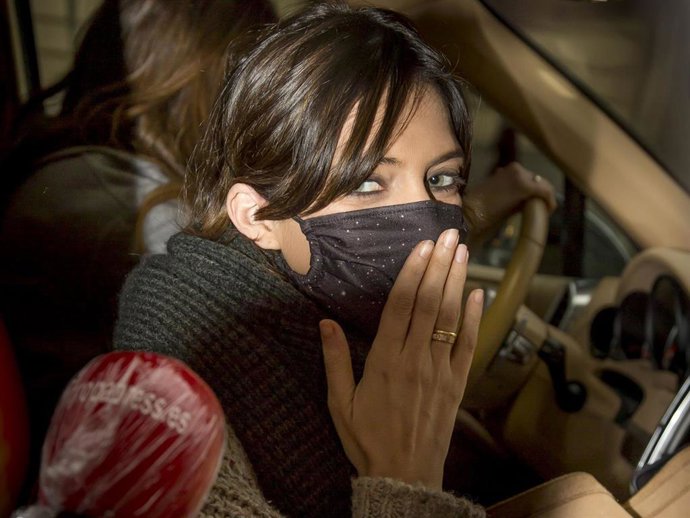 Sara Carbonero de comida junto a Isabel Jiménez e Iker Casillas