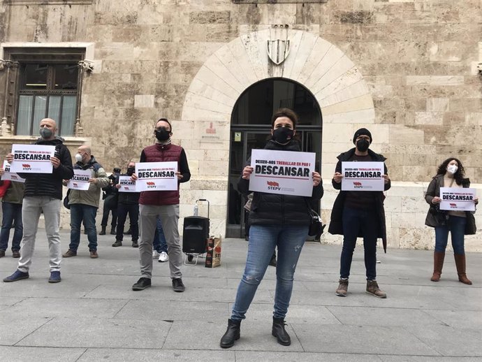 Concentración de STEPV frente a la Generalitat