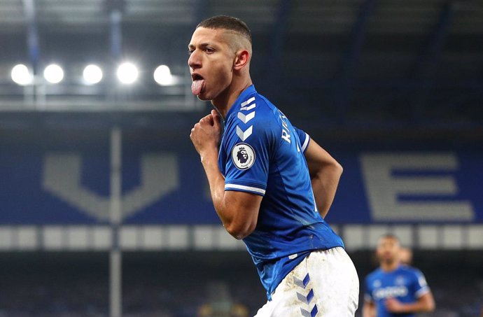 01 March 2021, United Kingdom, Liverpool: Everton's Richarlison celebrates scoring his side's first goal during the English Premier League soccer match between Everton and Southampton at Goodison Park. Photo: Peter Byrne/PA Wire/dpa