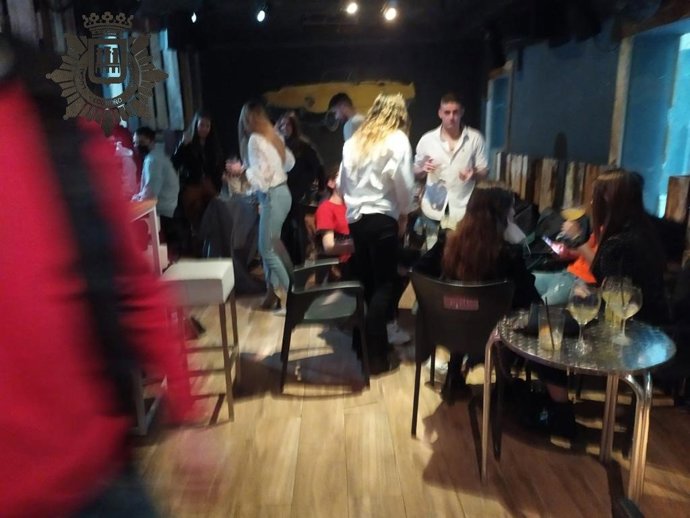 Bar desalojado en la calle Mercaderes de Logroño