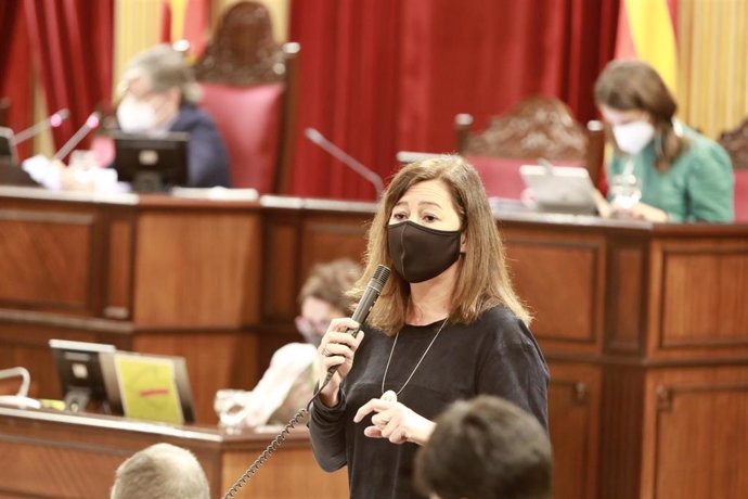 Archivo - La presidenta de Baleares avanza que "pasarán toda la información" al Parlamento Europeo sobre los menores explotados