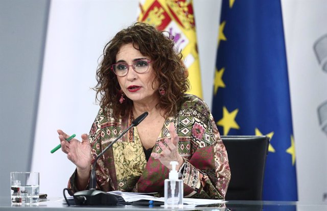 La ministra d'Hisenda i portaveu del Govern central, María Jesús Montero, durant la roda de premsa posterior al Consell de Ministres. Madrid (Espanya), 2 de març del 2021.